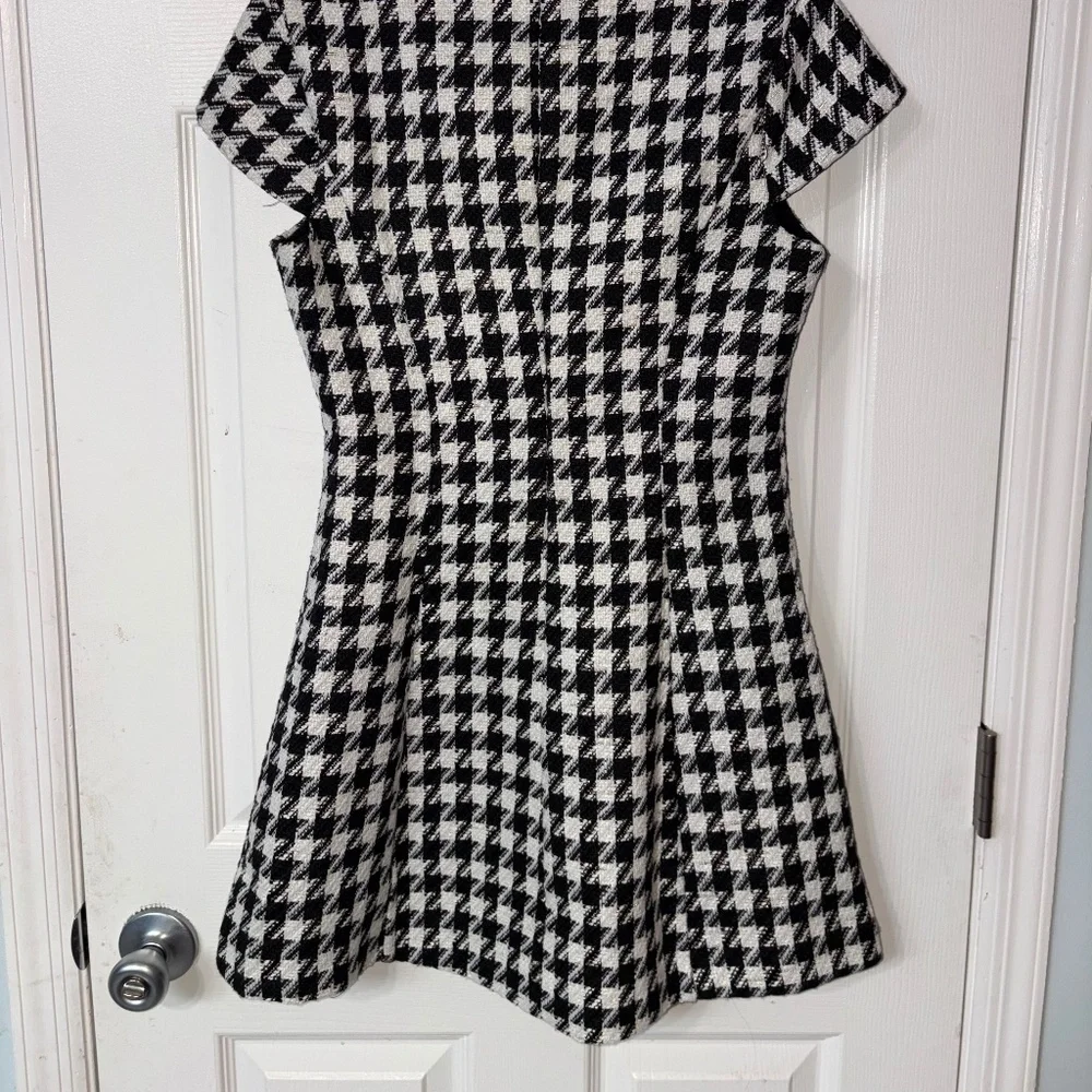 HOUNDS TOOTH COLLARED DRESS - Picture 3 of 4